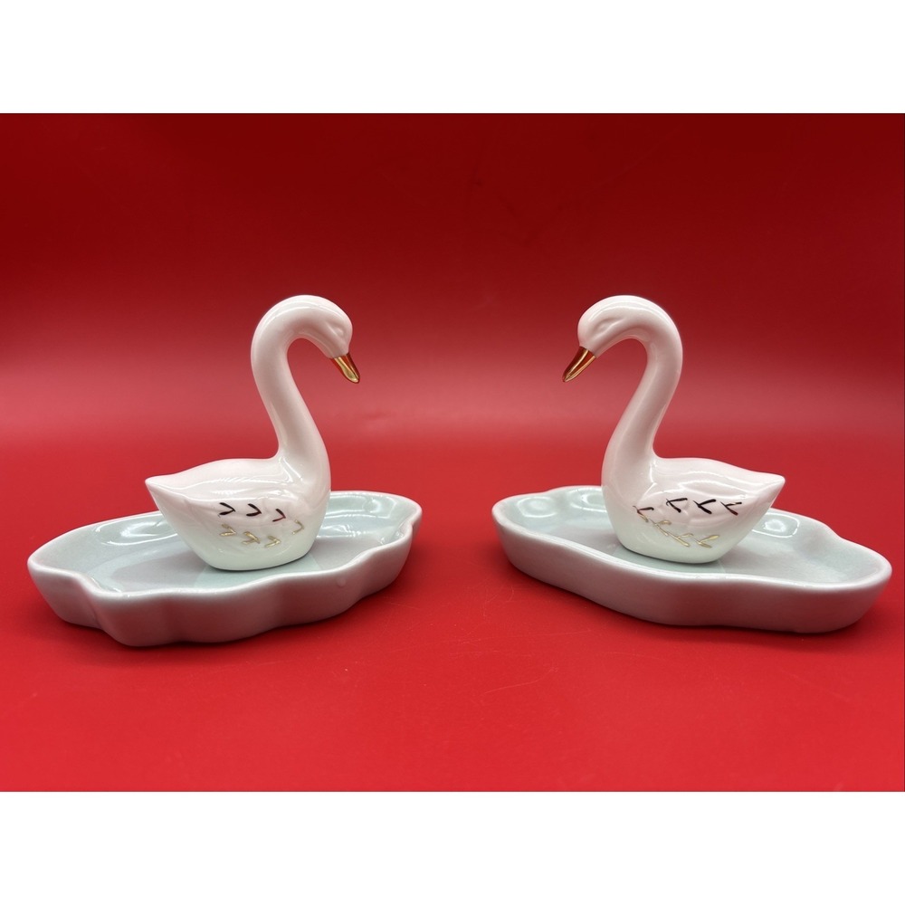 LC Lauren Conrad - Swan - Trinket Tray - Lot Of 2